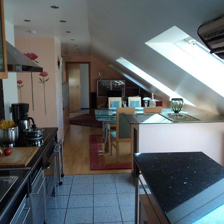 Ferienwohnung Rudolf-Lindner Neustadt an der Aisch Buitenkant foto