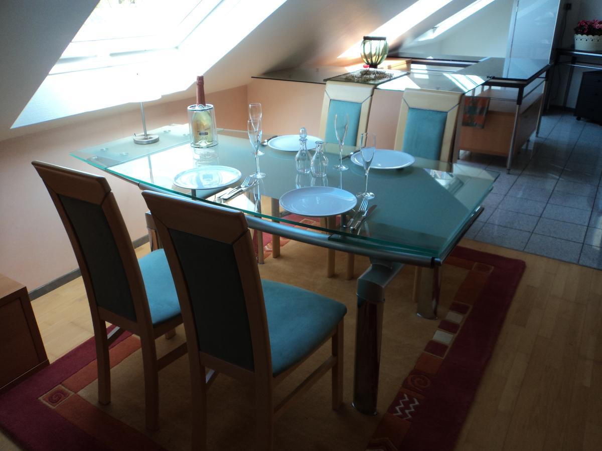 Ferienwohnung Rudolf-Lindner Neustadt an der Aisch Buitenkant foto